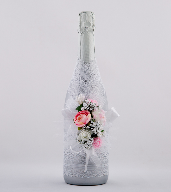 Сватбено шампанско в бяло и сребърно