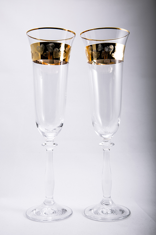 Кристални сватбени чаши със златно покритие