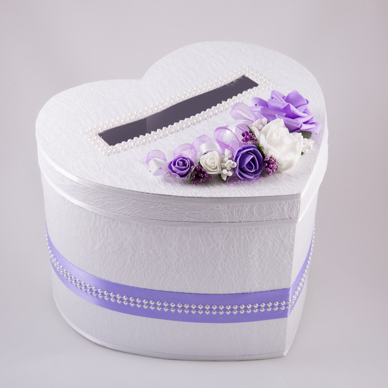Envelope and money box in white and purple